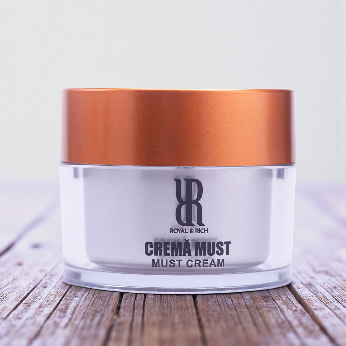 CREMĂ MUST PENTRU CORP